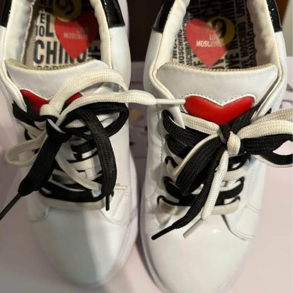 Love Moschino White Leather Tennis Shoes. 9